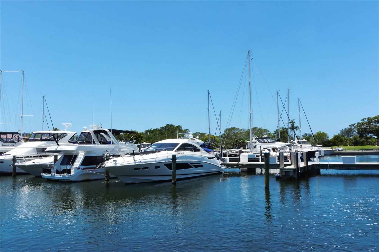 GRAND BAY 3 - Residential