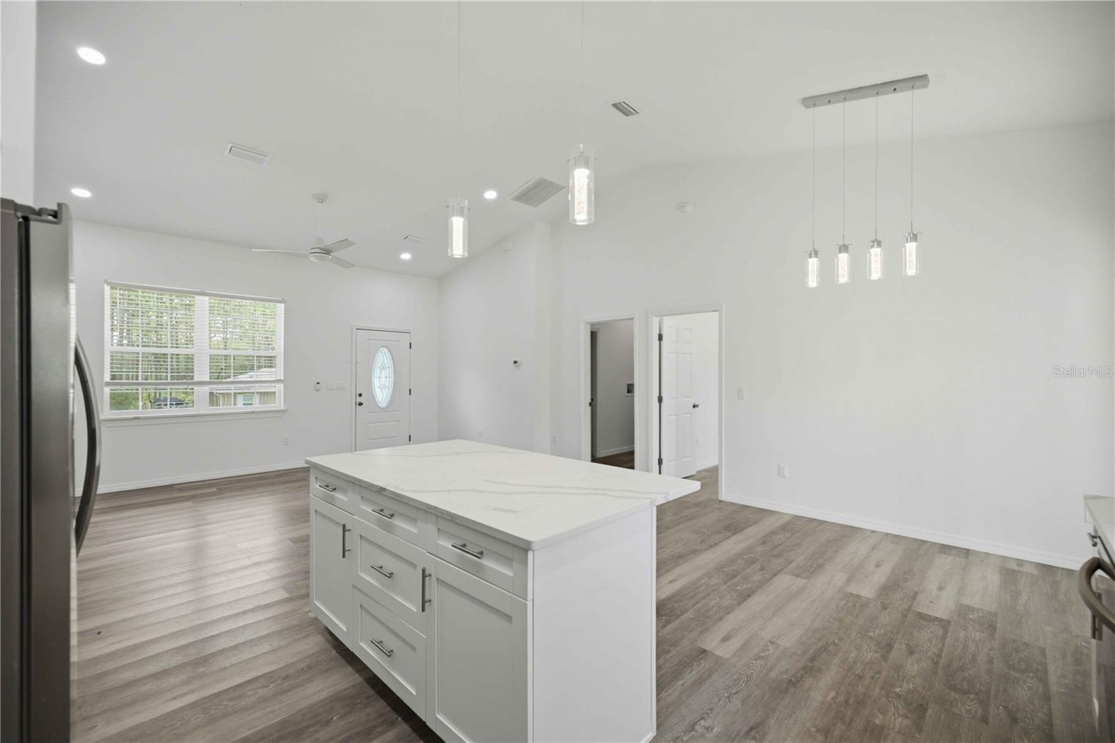 MARION OAKS UN 11 - Residential Lease