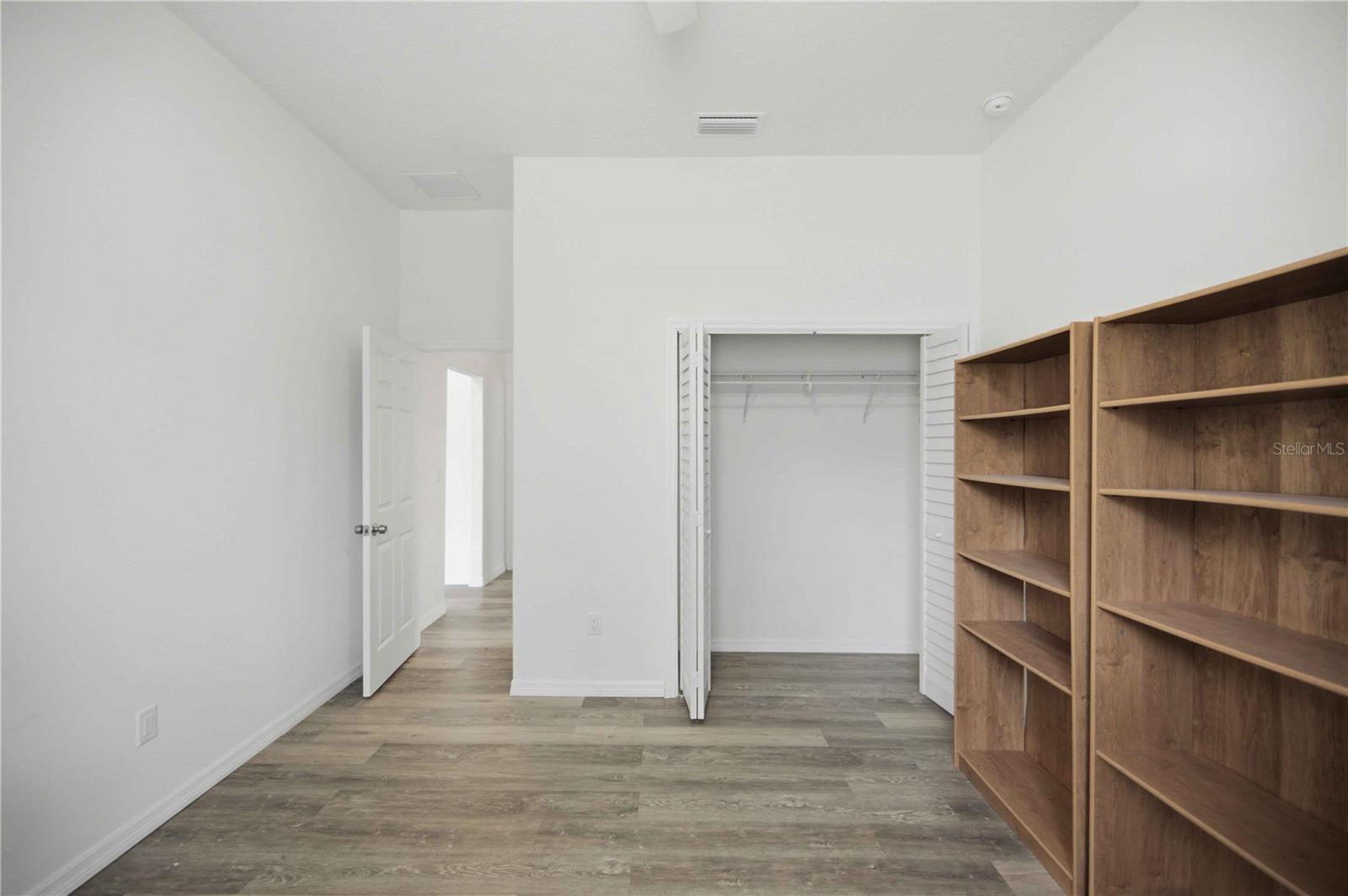 MARION OAKS UN 11 - Residential Lease