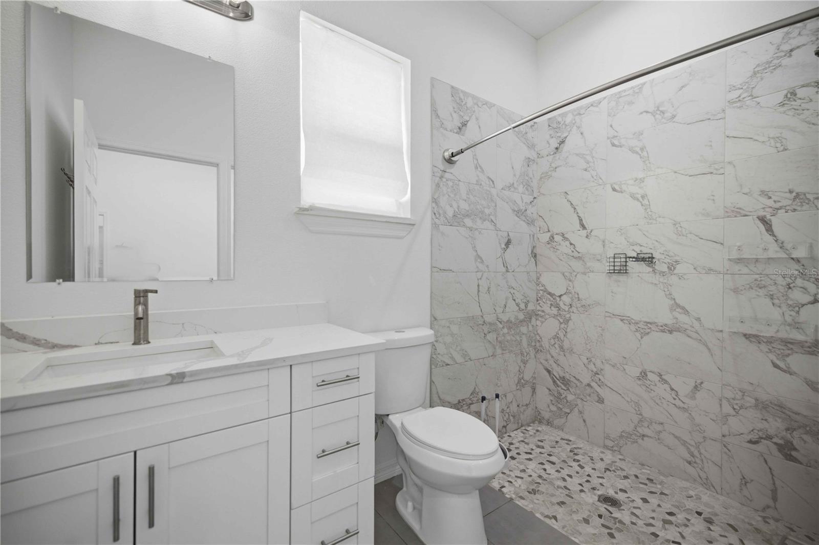 MARION OAKS UN 11 - Residential Lease
