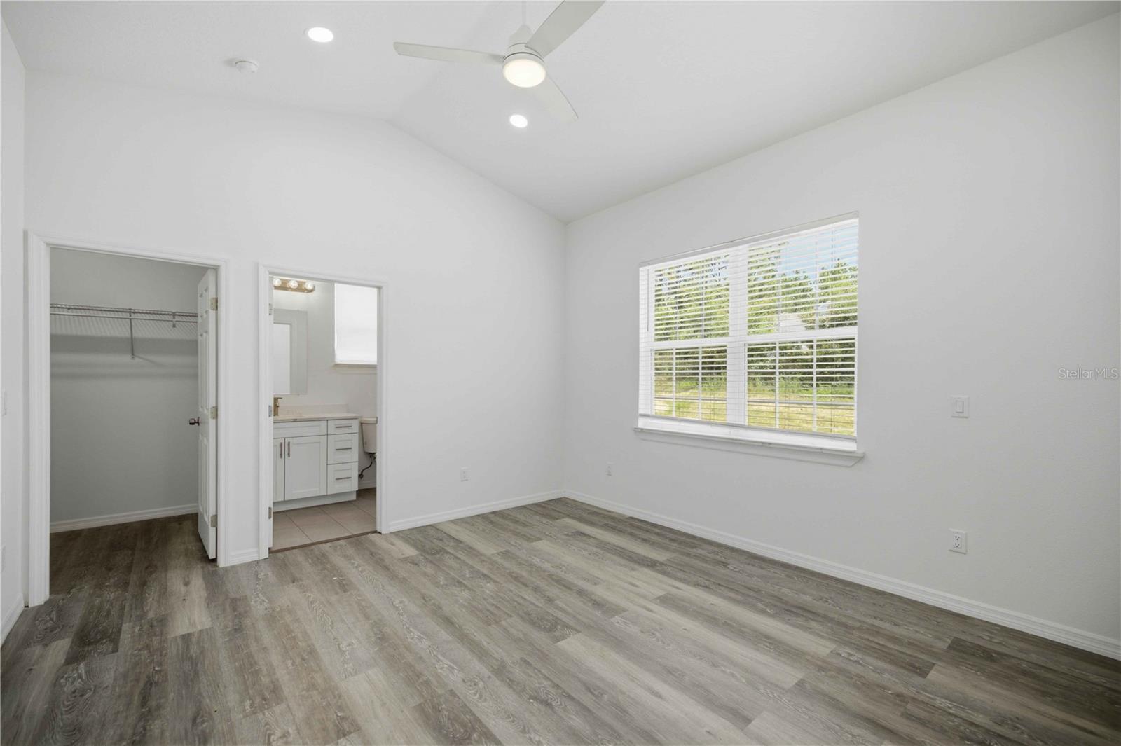 MARION OAKS UN 11 - Residential Lease