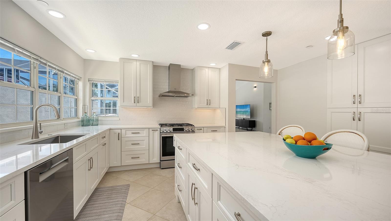 WINDING OAKS - Residential