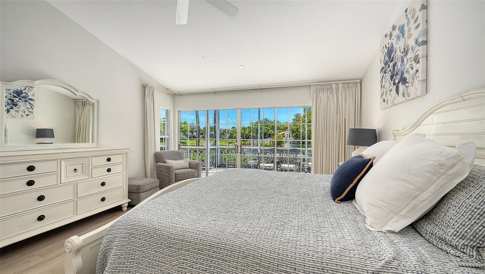 WINDING OAKS - Residential
