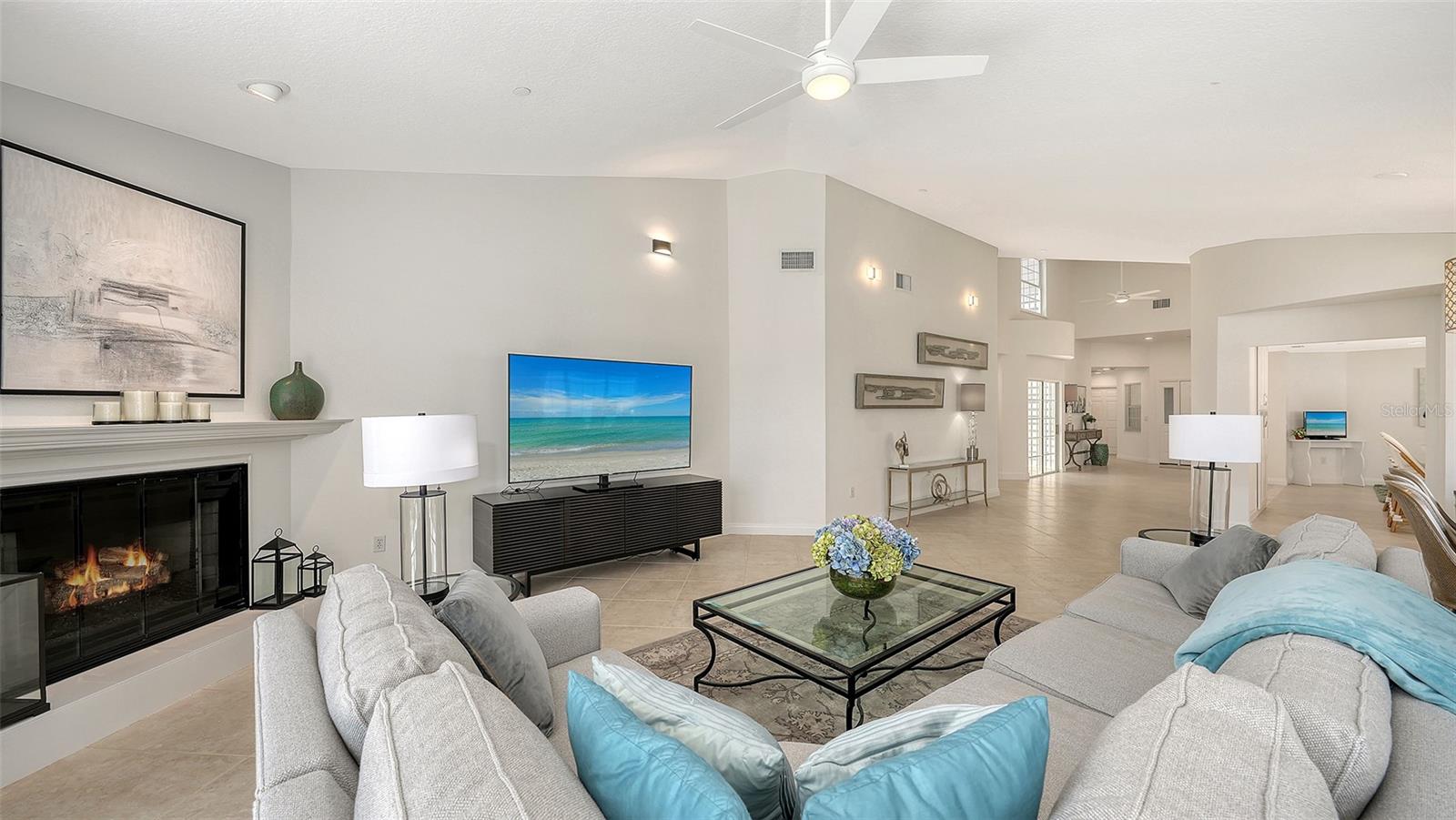 WINDING OAKS - Residential