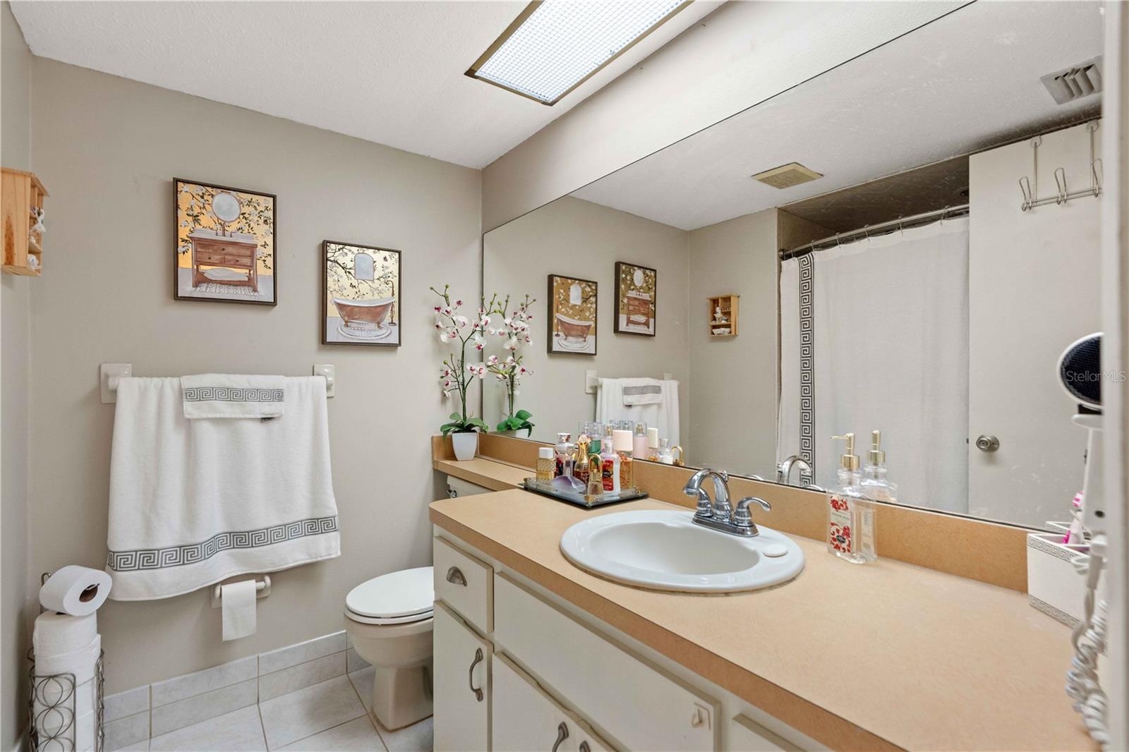 ORCHARDS RADCLIFFE CONDO - Residential