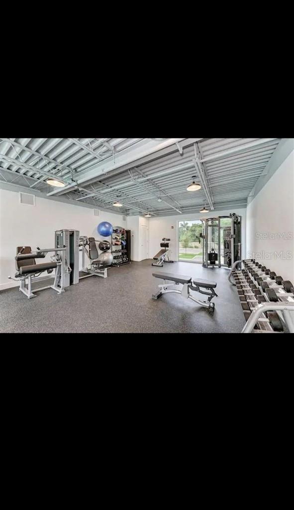 STRAND/SARASOTA - Residential Lease