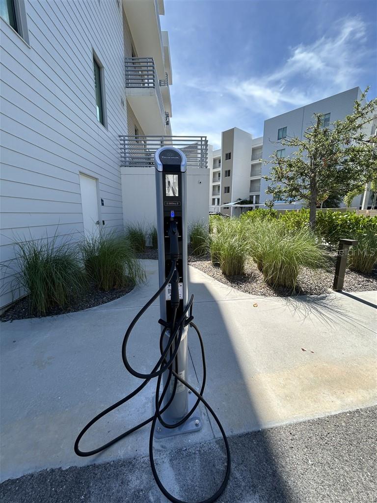 STRAND/SARASOTA - Residential Lease
