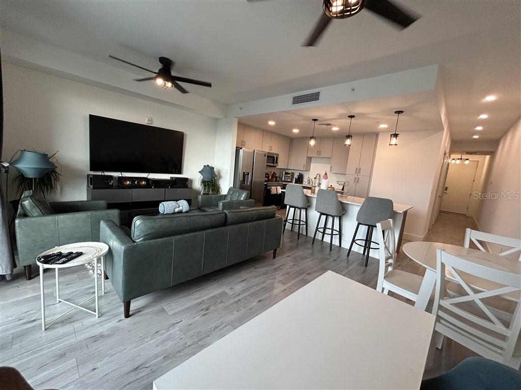 STRAND/SARASOTA - Residential Lease