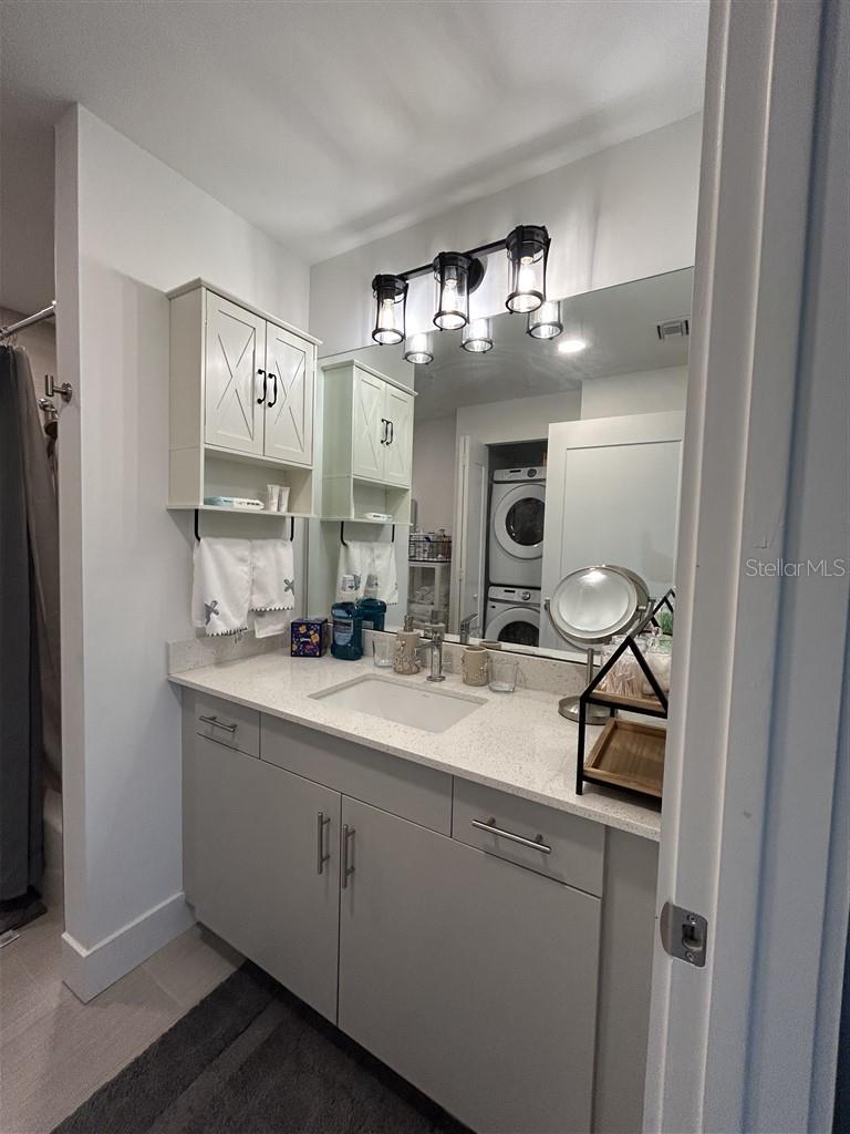 STRAND/SARASOTA - Residential Lease