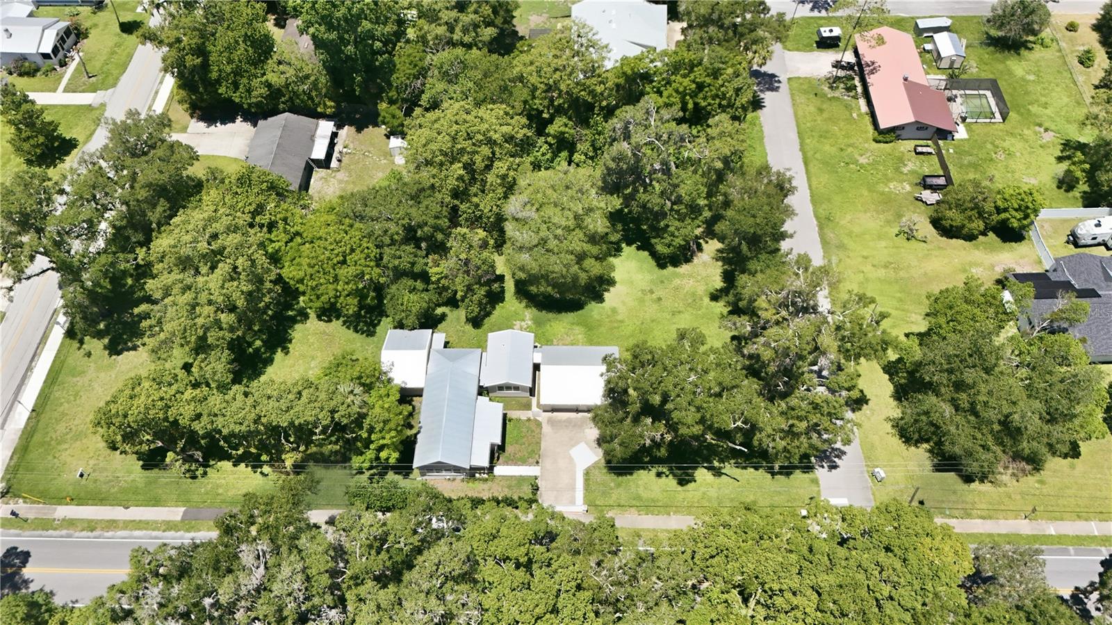 LAKE HELEN - Residential