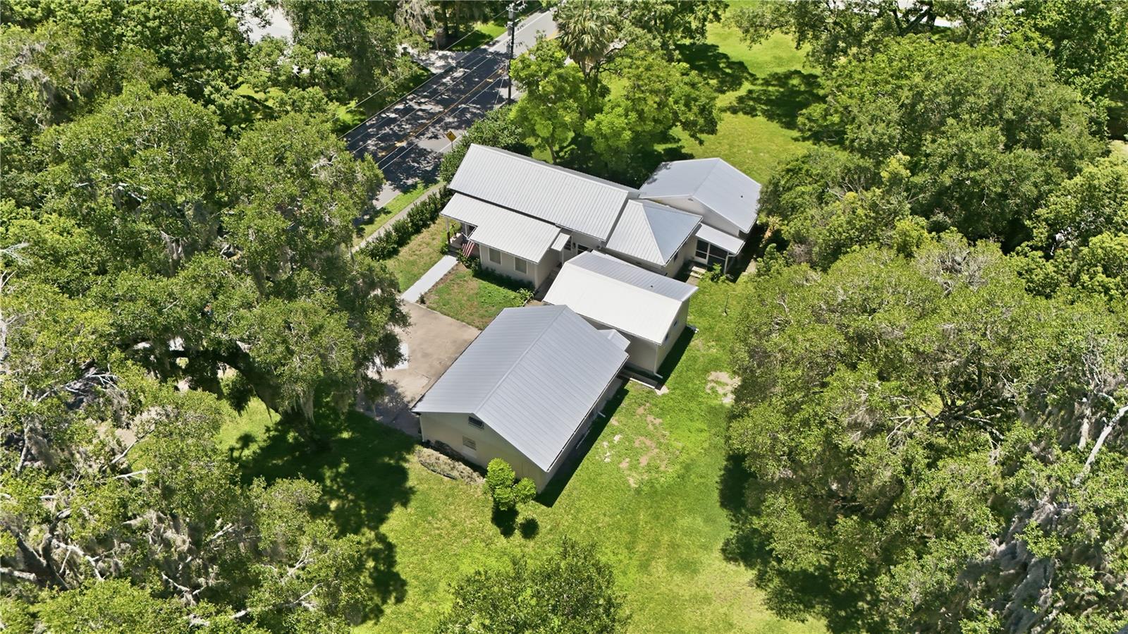 LAKE HELEN - Residential