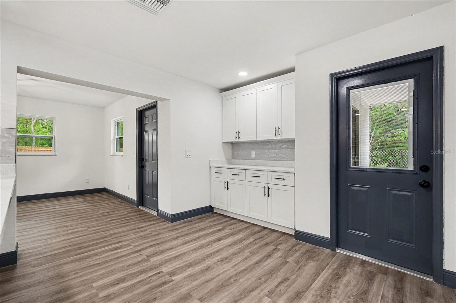 MOON LAKE ESTATES - Residential