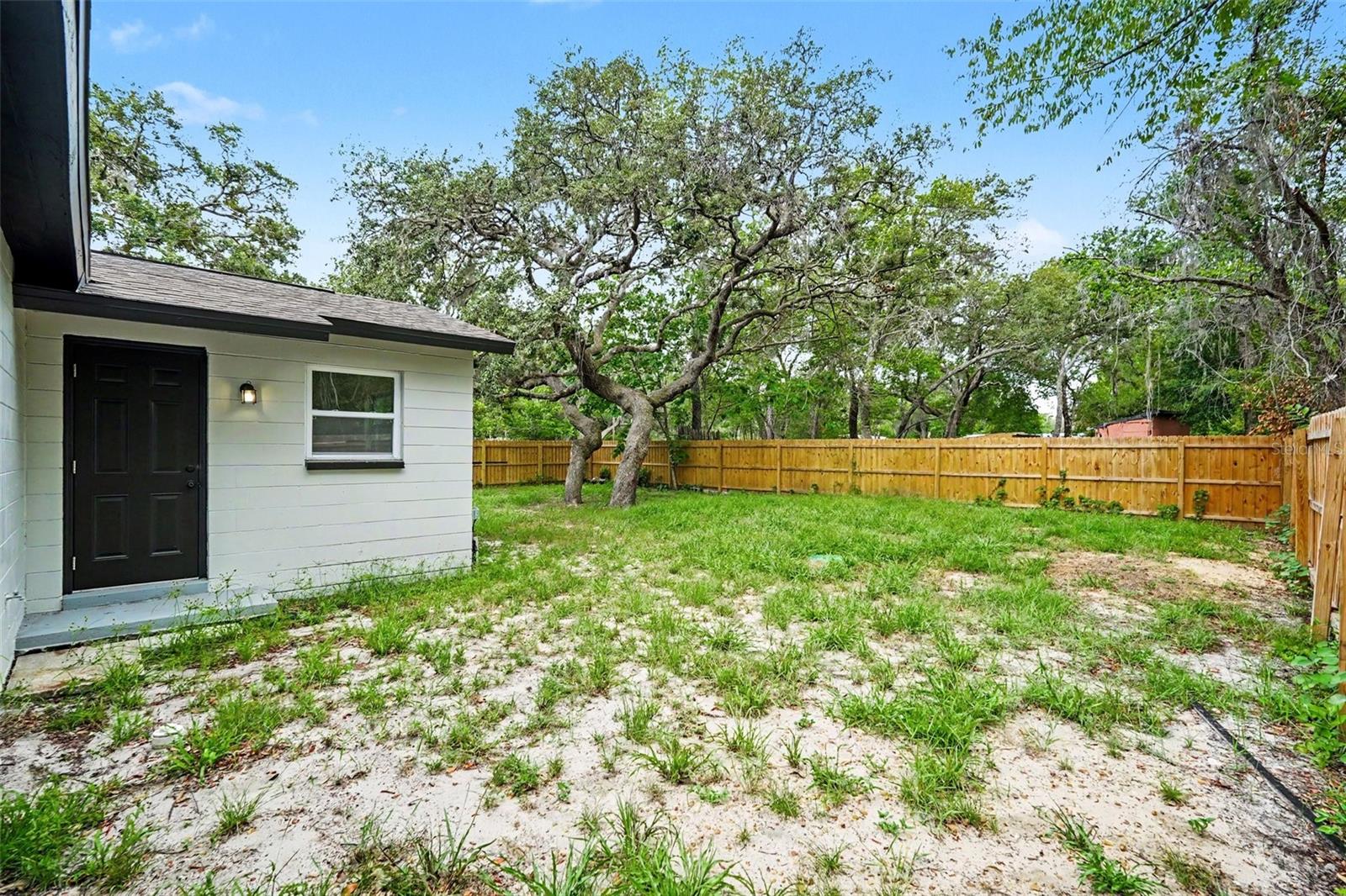 MOON LAKE ESTATES - Residential