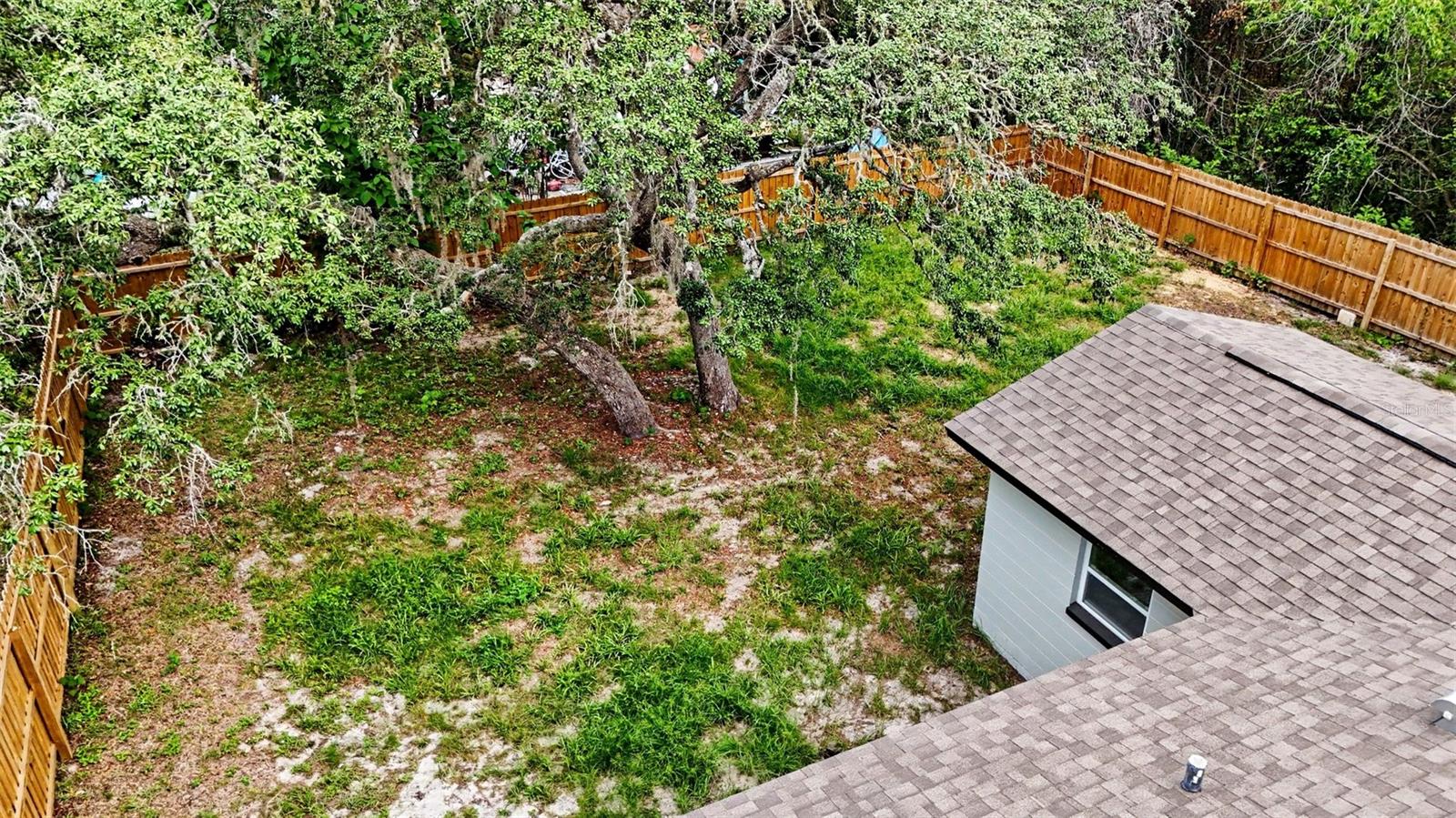 MOON LAKE ESTATES - Residential