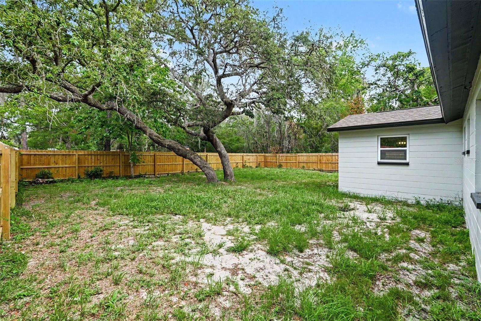 MOON LAKE ESTATES - Residential