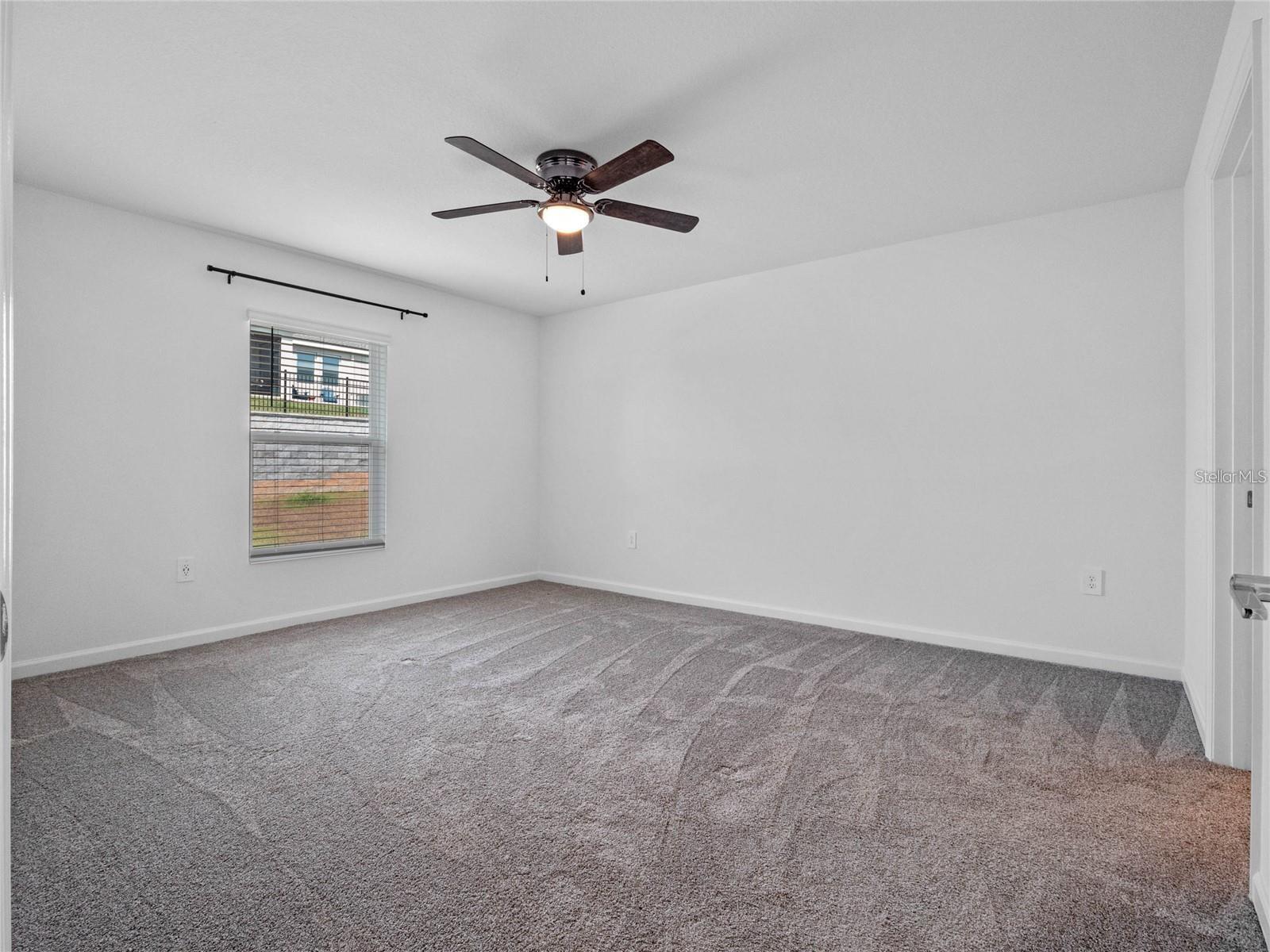 TRINITY LAKES PH 1 - Residential Lease