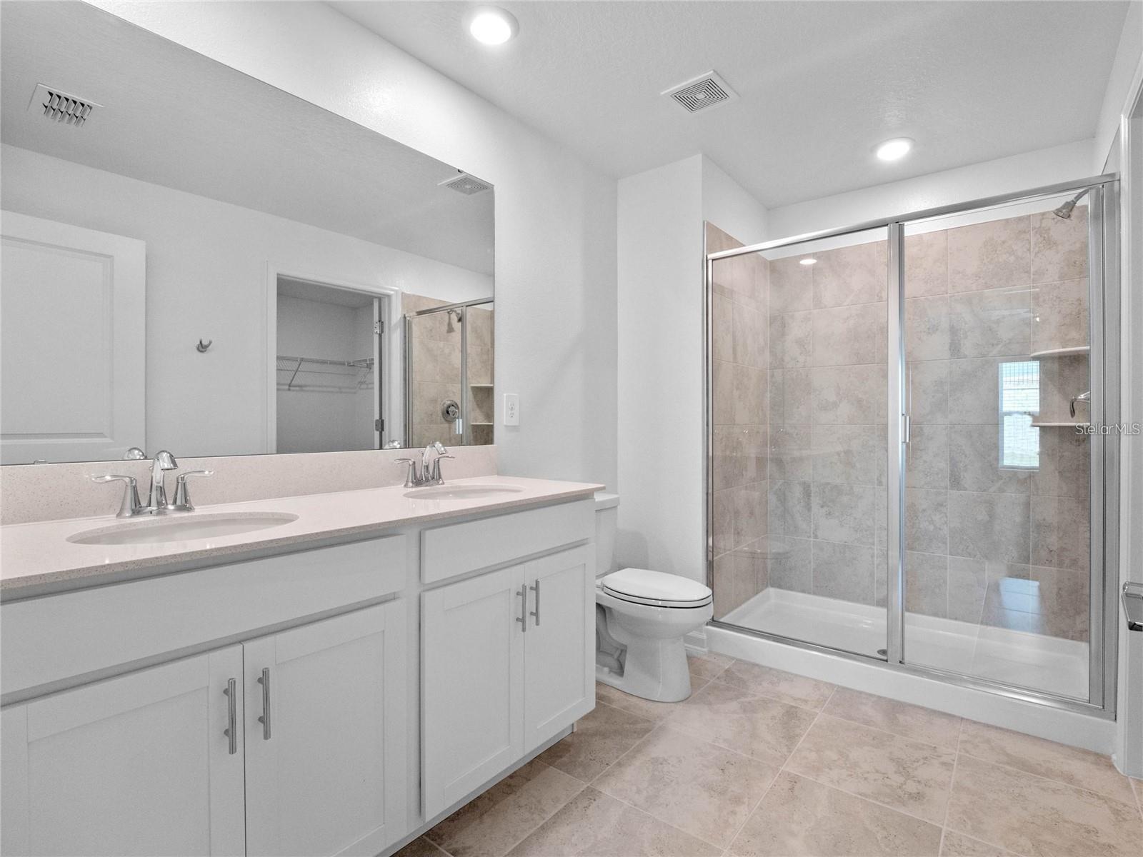 TRINITY LAKES PH 1 - Residential Lease