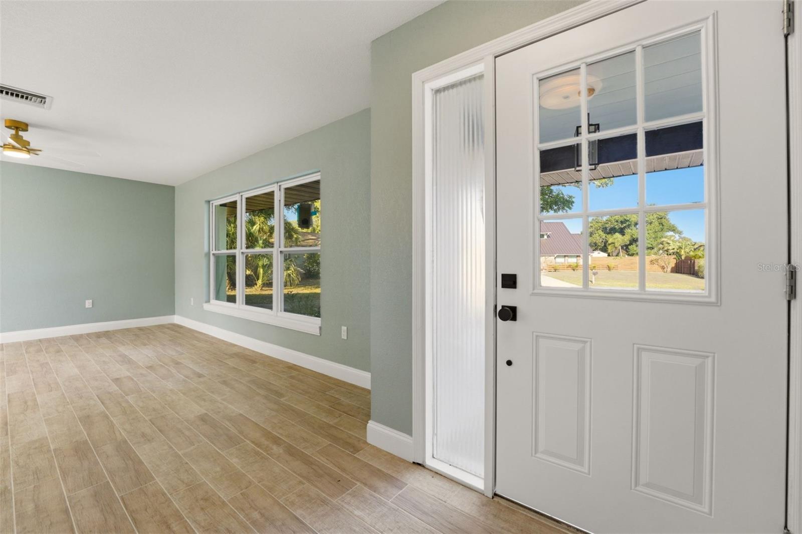 SOUTH POINTE WOODS - Residential