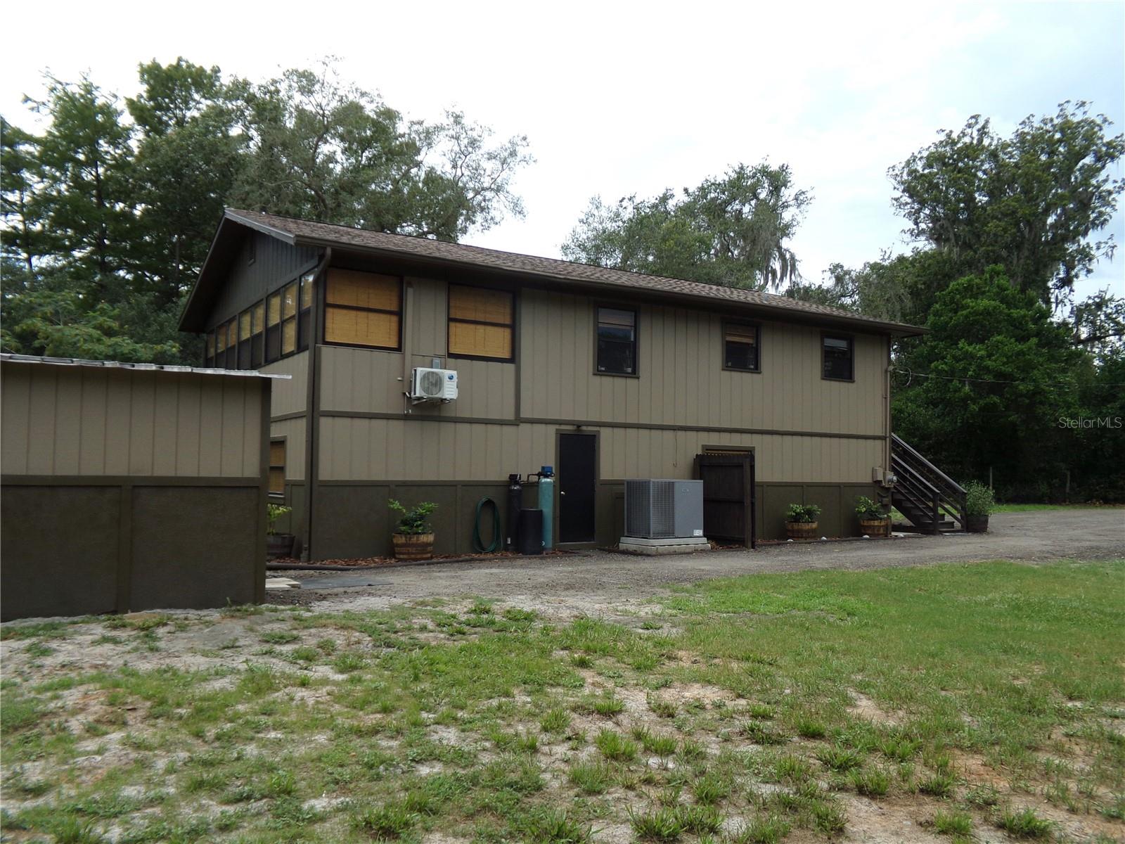 CAMELOT - Residential