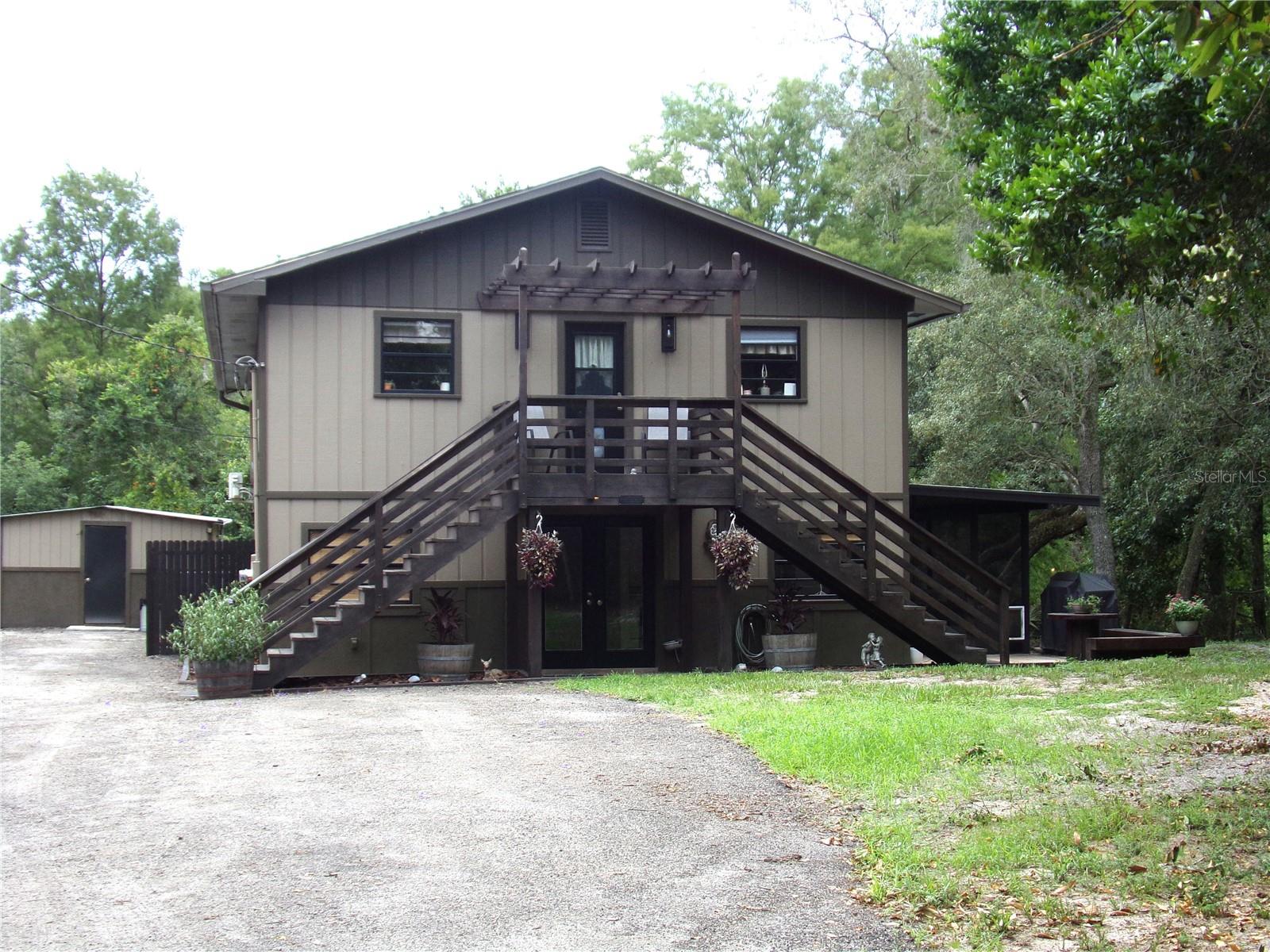 CAMELOT - Residential