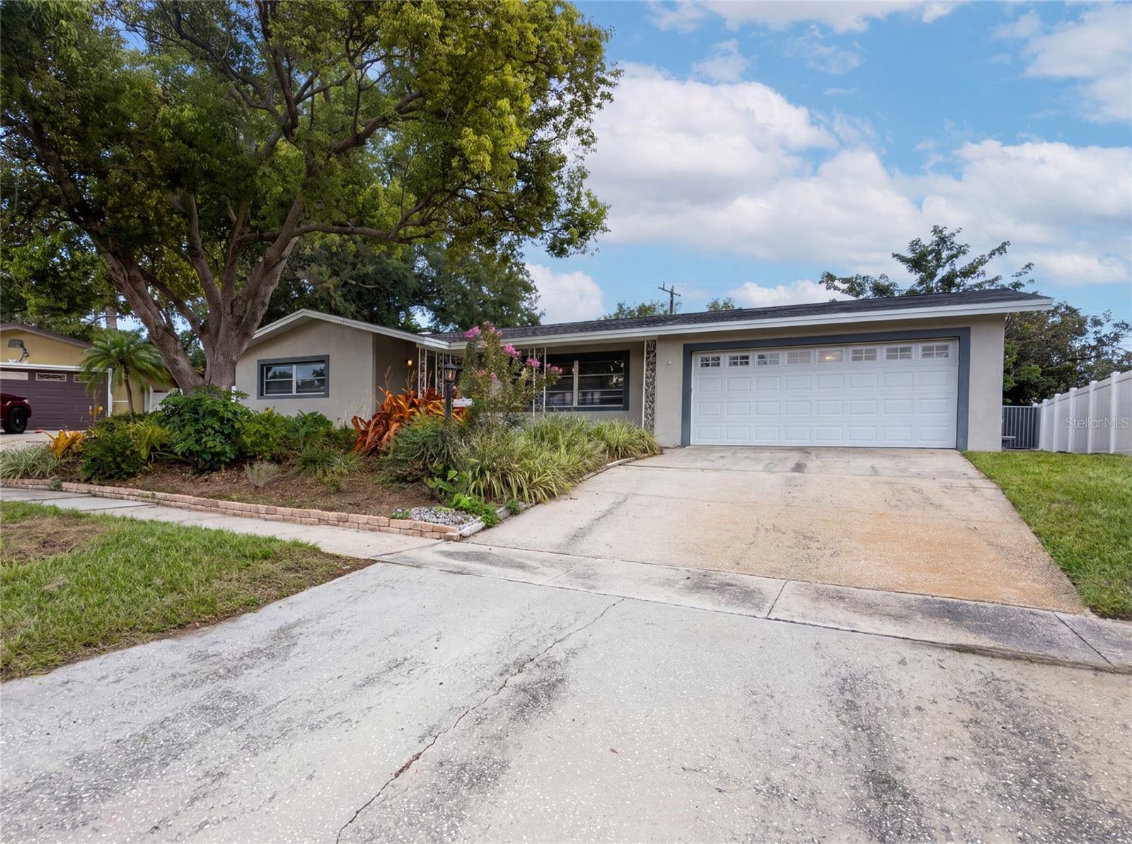 WOODRIDGE ESTATES - Residential
