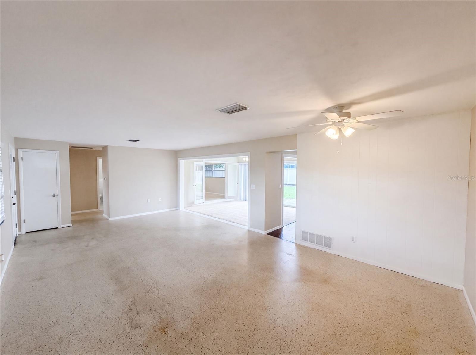 WOODRIDGE ESTATES - Residential