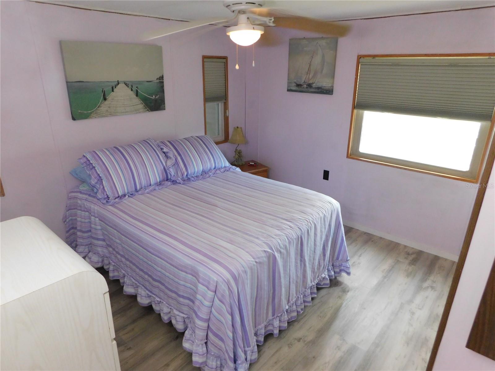 OAKS ROYAL MOBILE HOME SUB - Residential