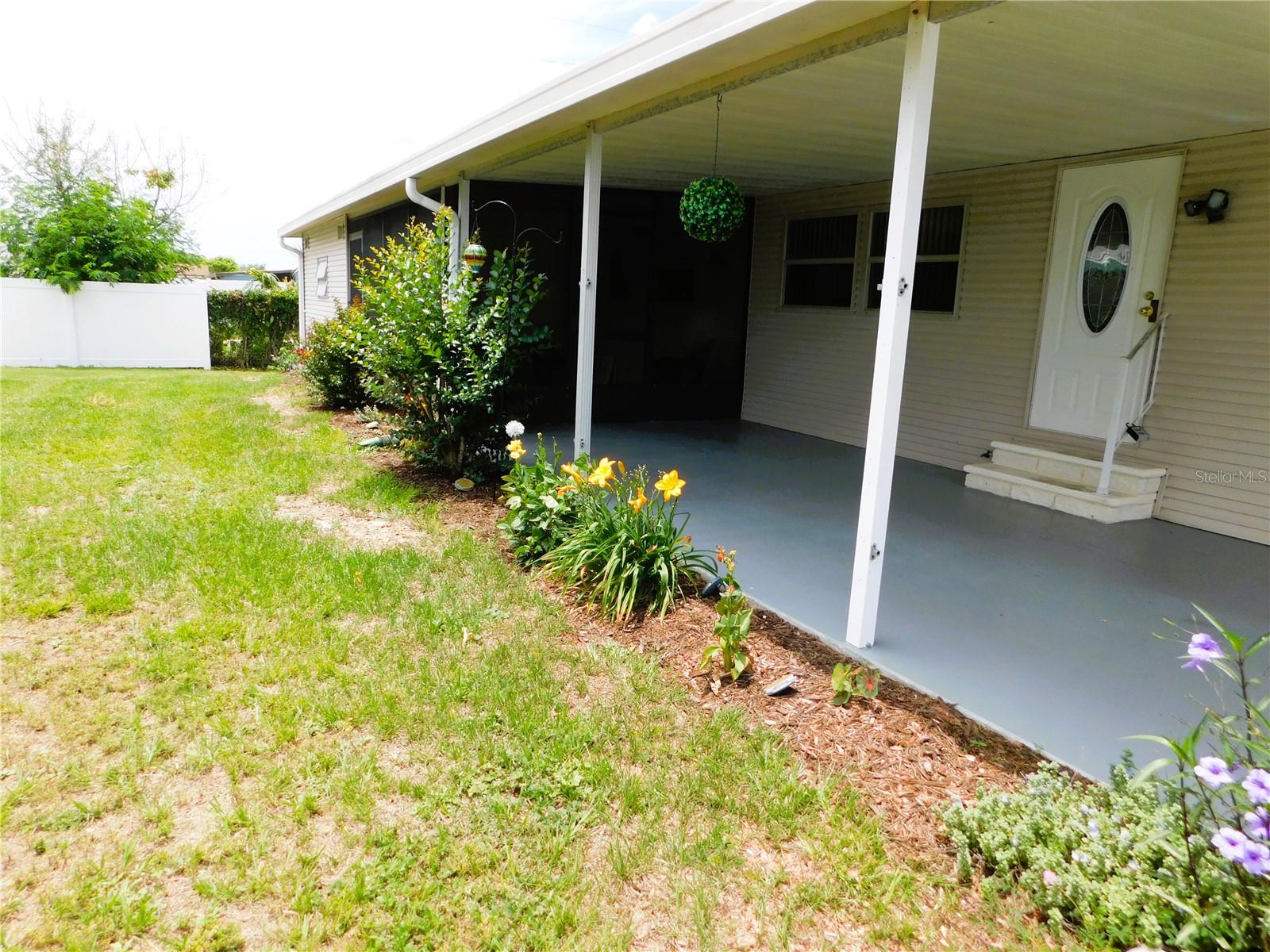 OAKS ROYAL MOBILE HOME SUB - Residential