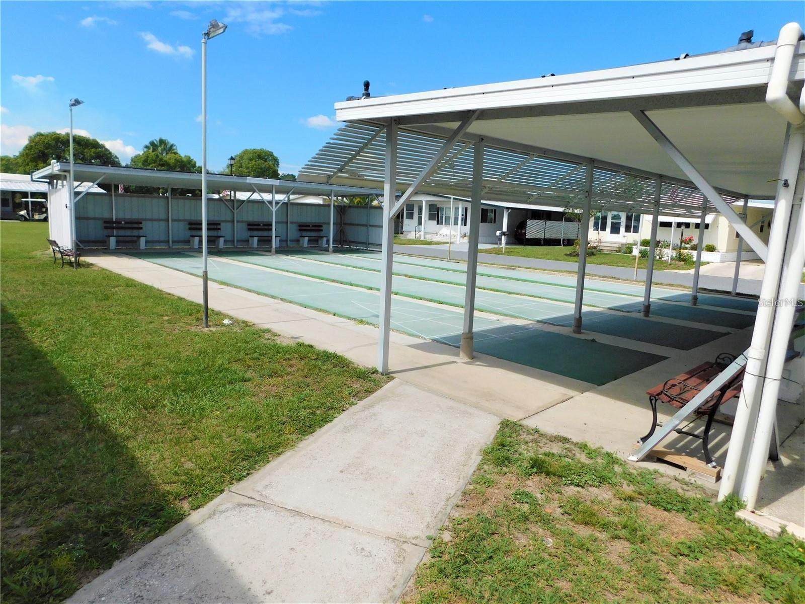 OAKS ROYAL MOBILE HOME SUB - Residential