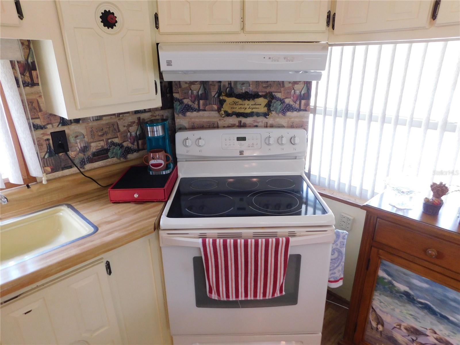 OAKS ROYAL MOBILE HOME SUB - Residential