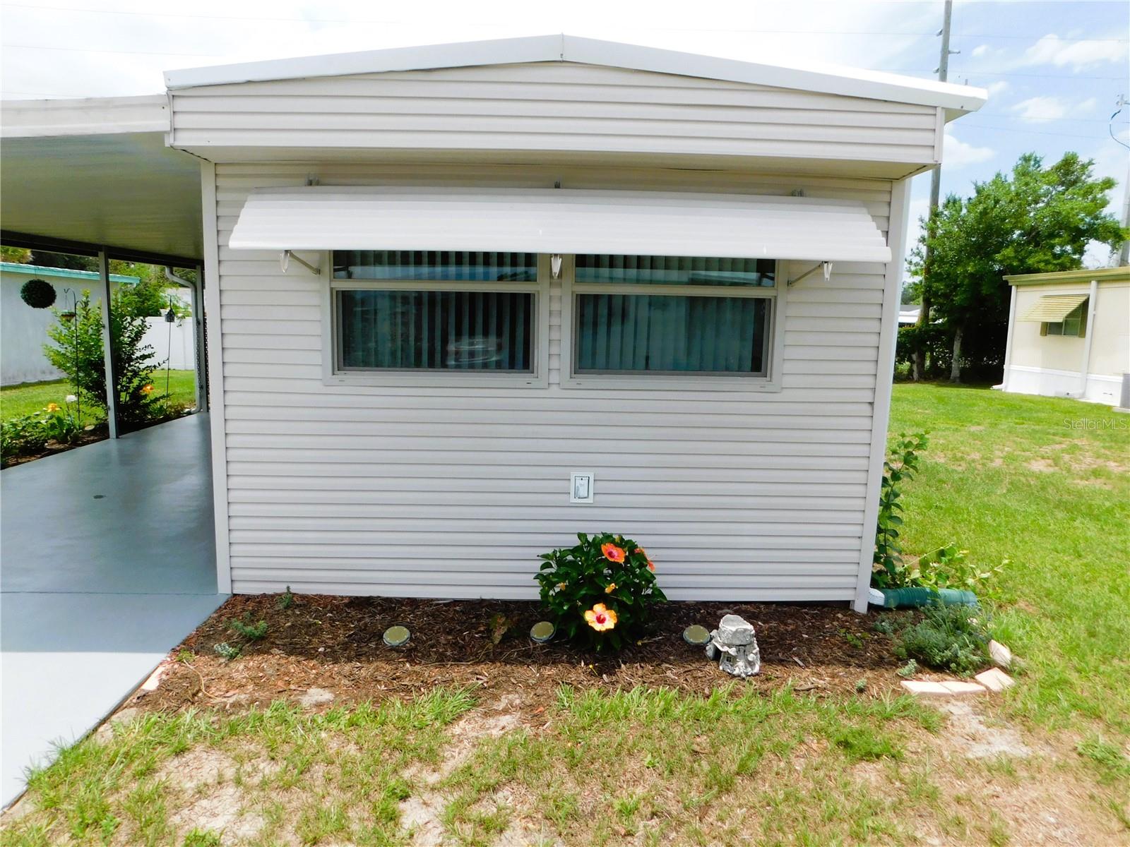 OAKS ROYAL MOBILE HOME SUB - Residential