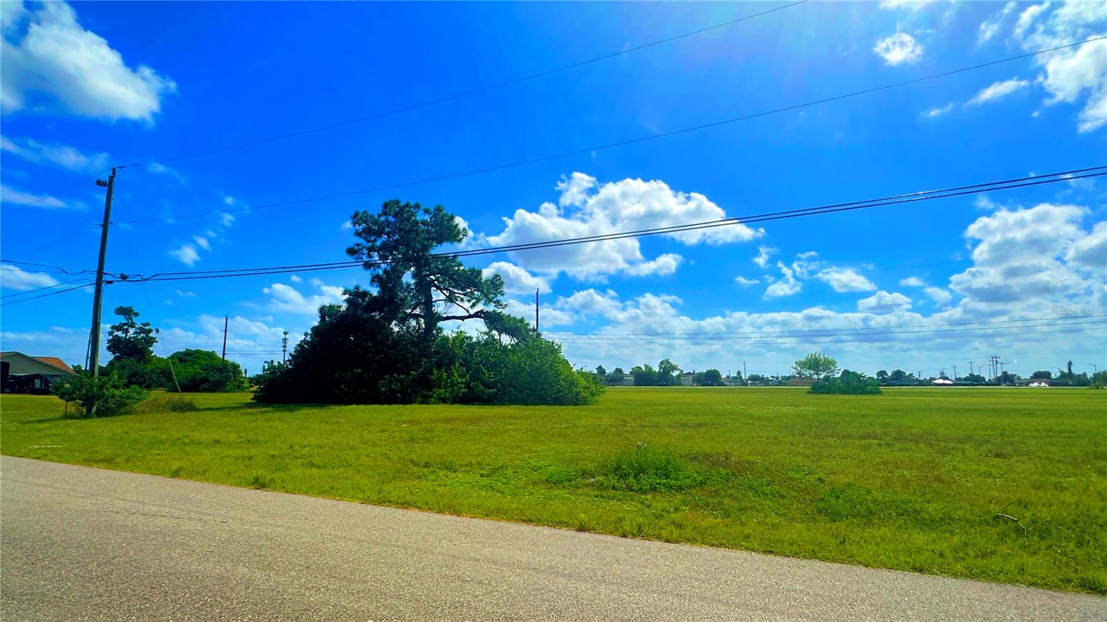 CAPE CORAL SUB - Land
