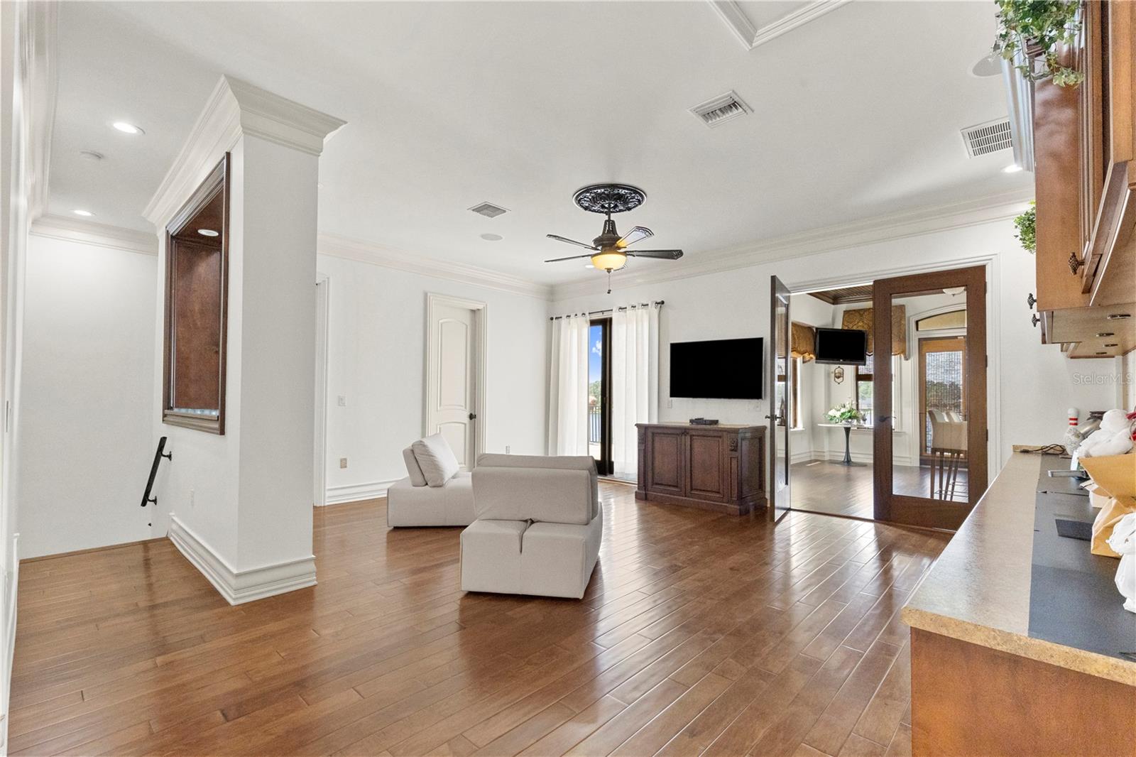 UNPLATTED - Residential