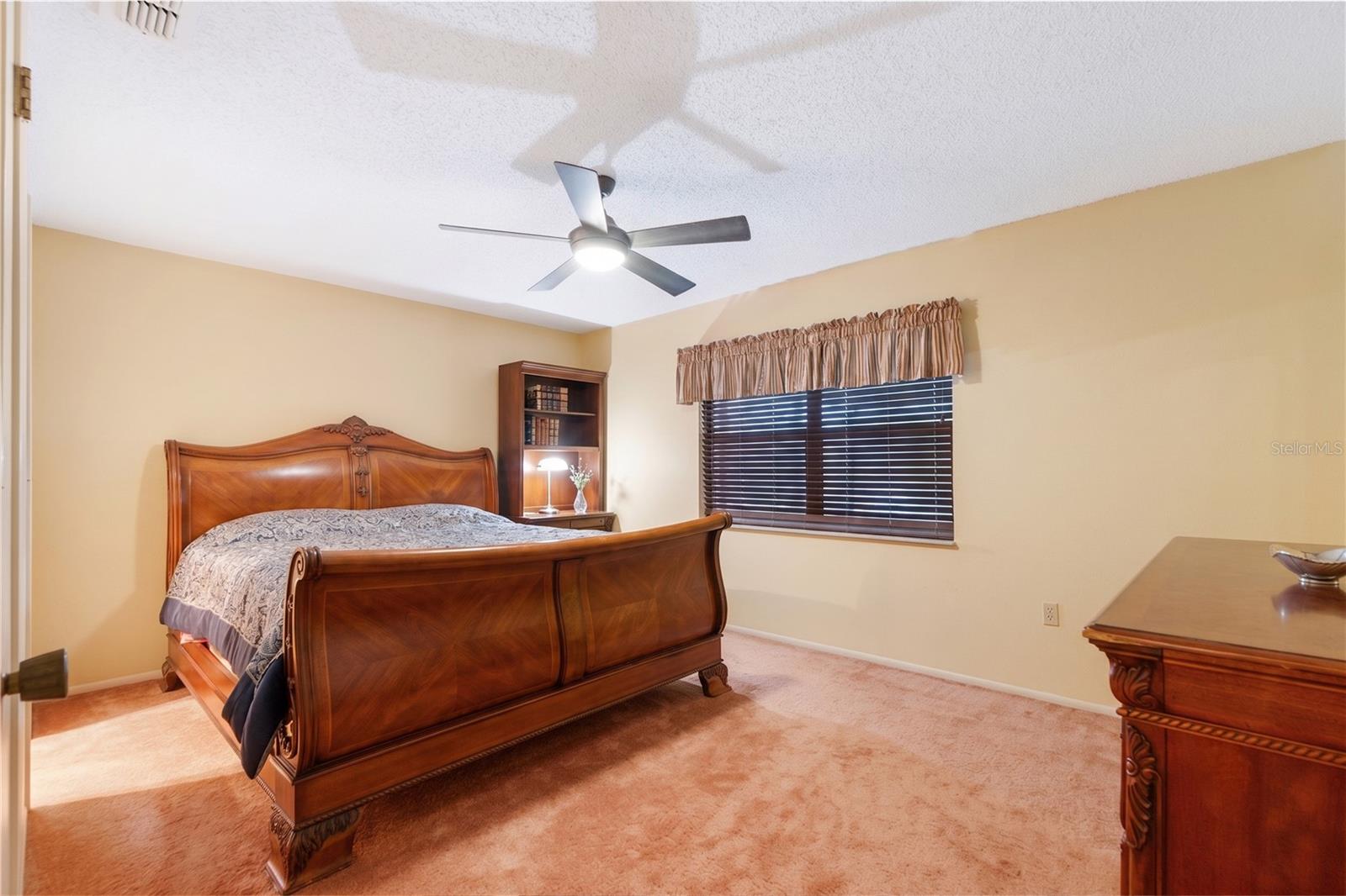 REGENCY PARK - Residential