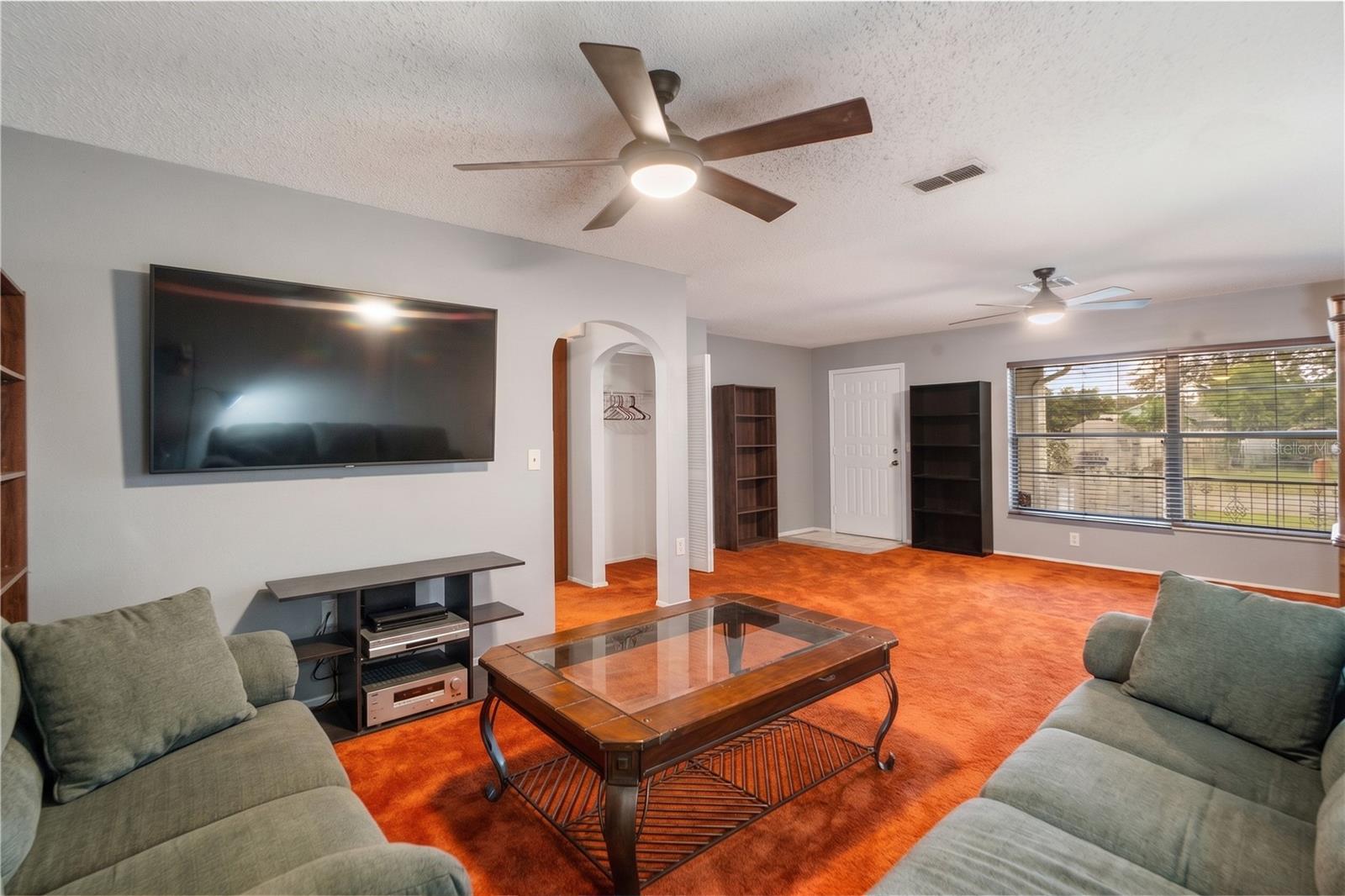 REGENCY PARK - Residential