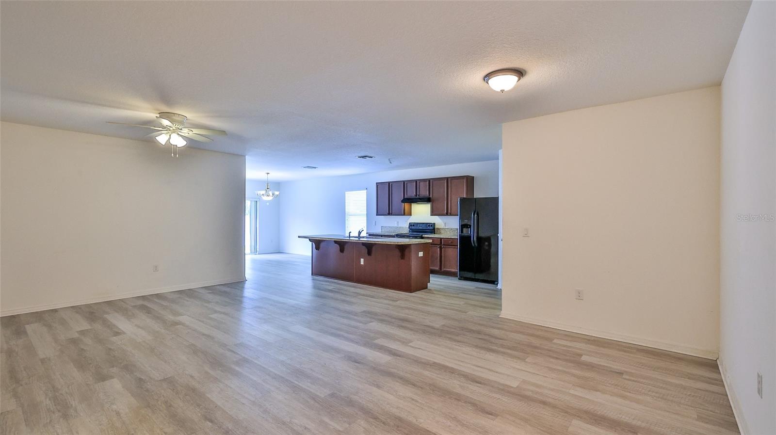 EDGEWATER LAKES N PH 01A - Residential