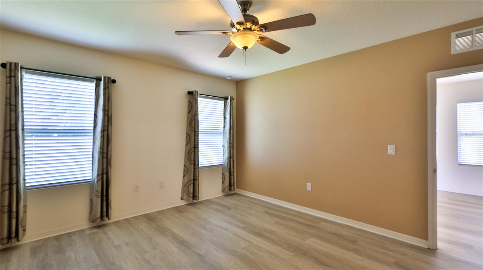 EDGEWATER LAKES N PH 01A - Residential