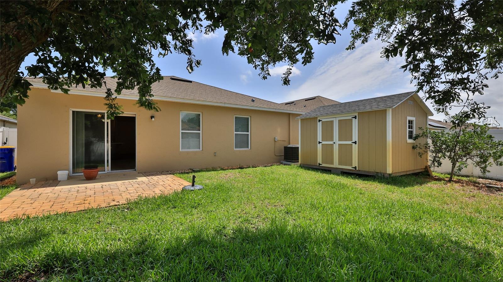 EDGEWATER LAKES N PH 01A - Residential