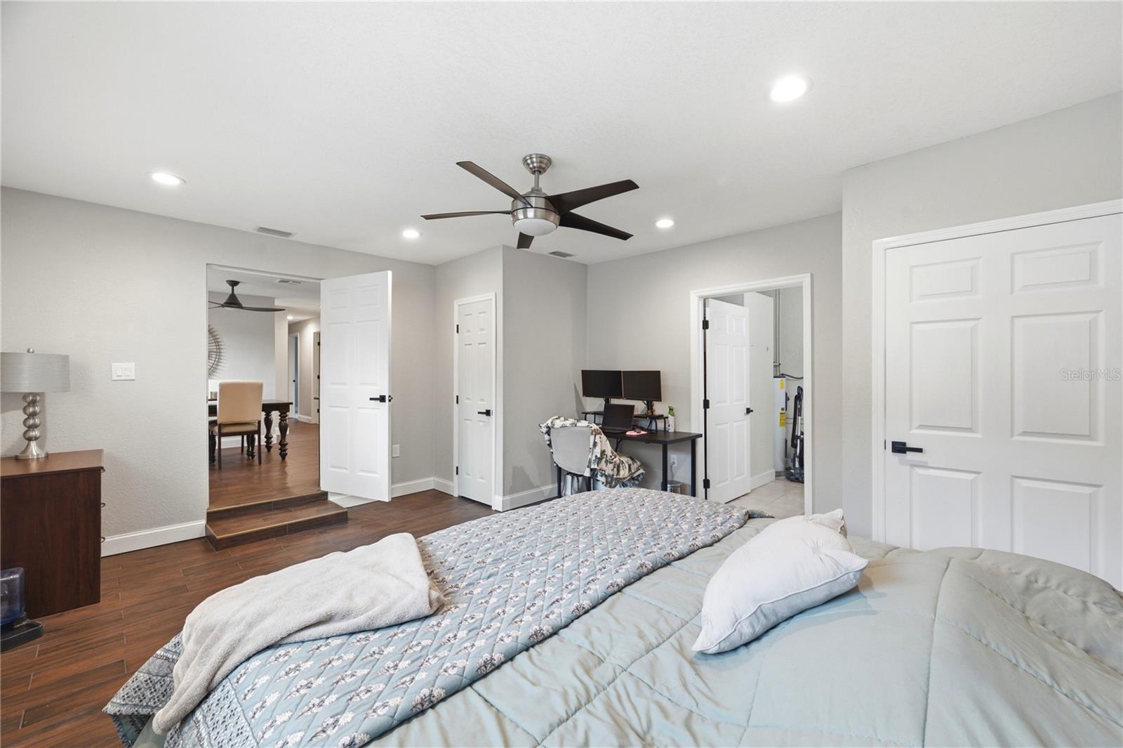 SUN COAST ESTATES - Residential
