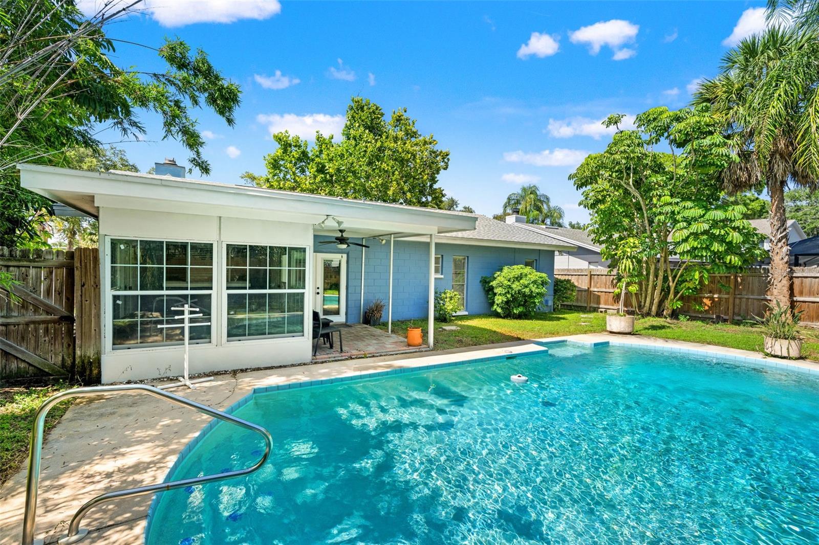 PINEBROOK ESTATES - Residential
