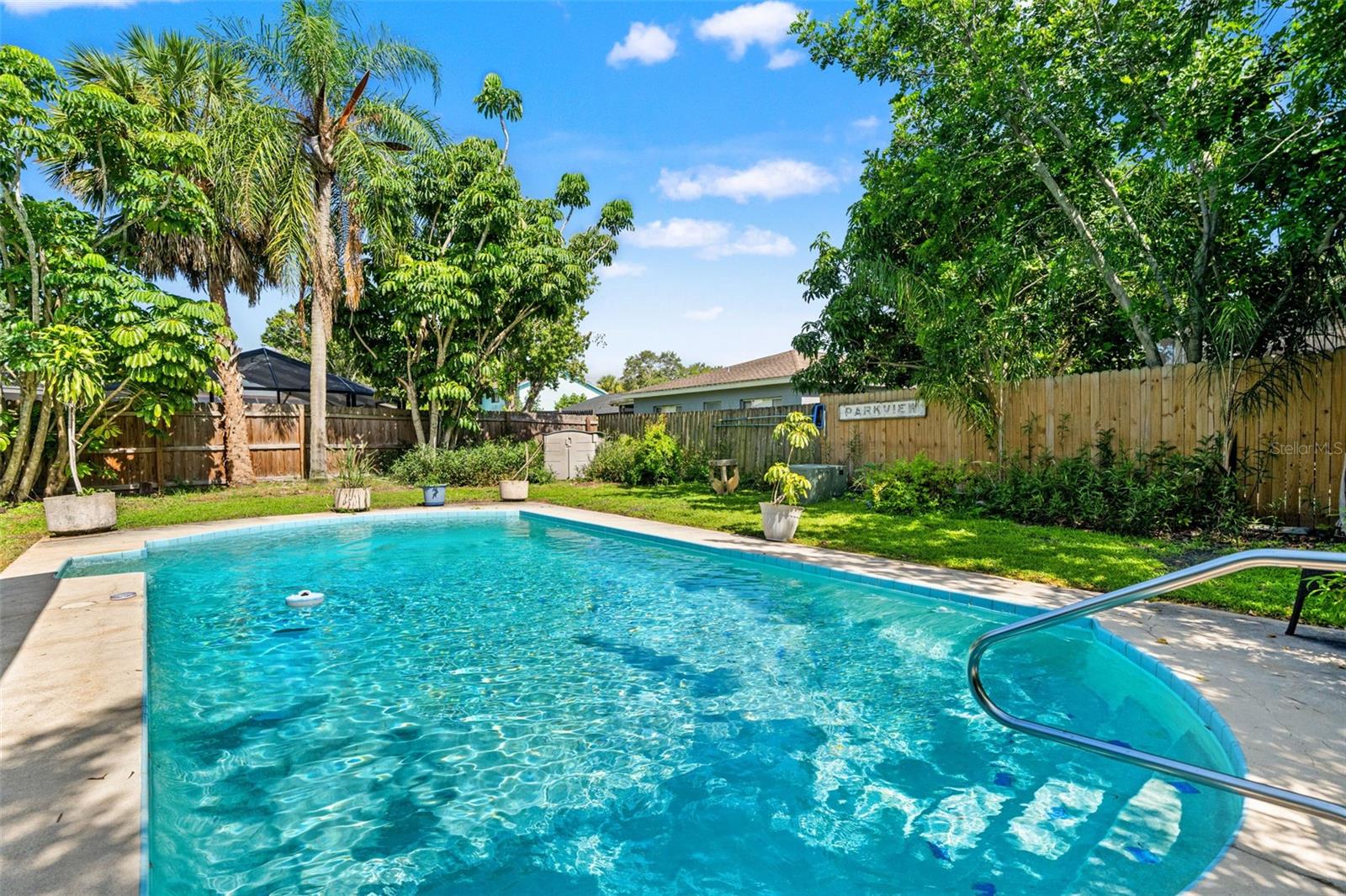 PINEBROOK ESTATES - Residential