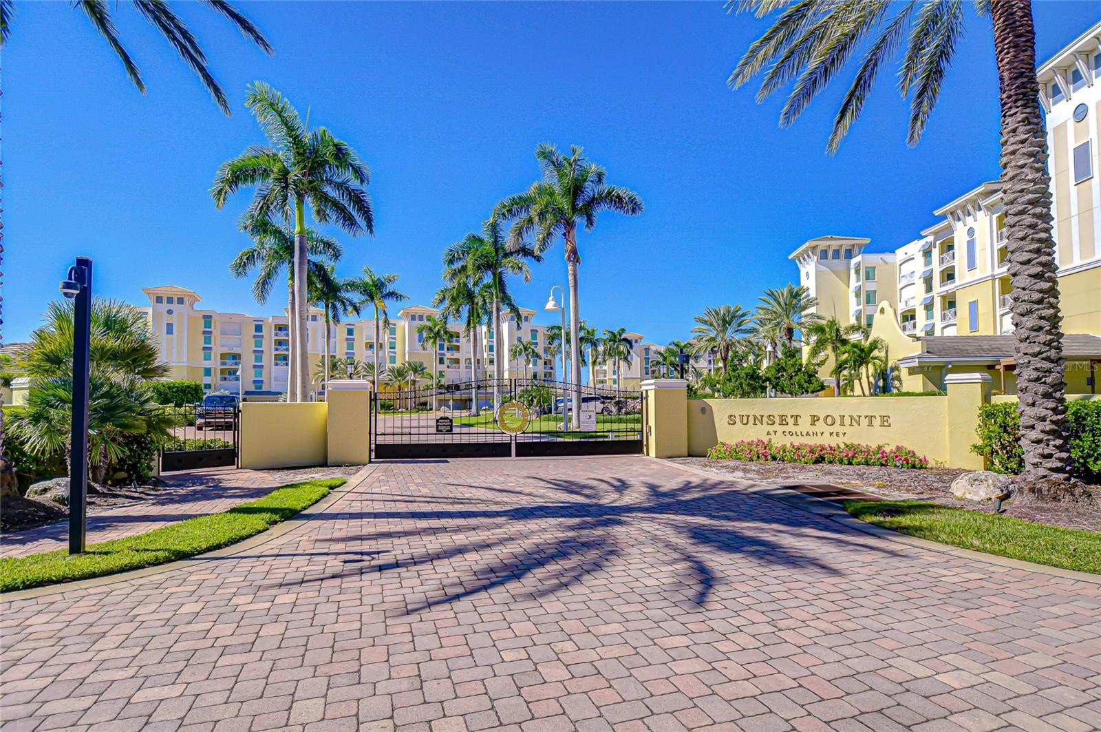 SUNSET POINTE AT COLLANY KEY III CONDO - Residential