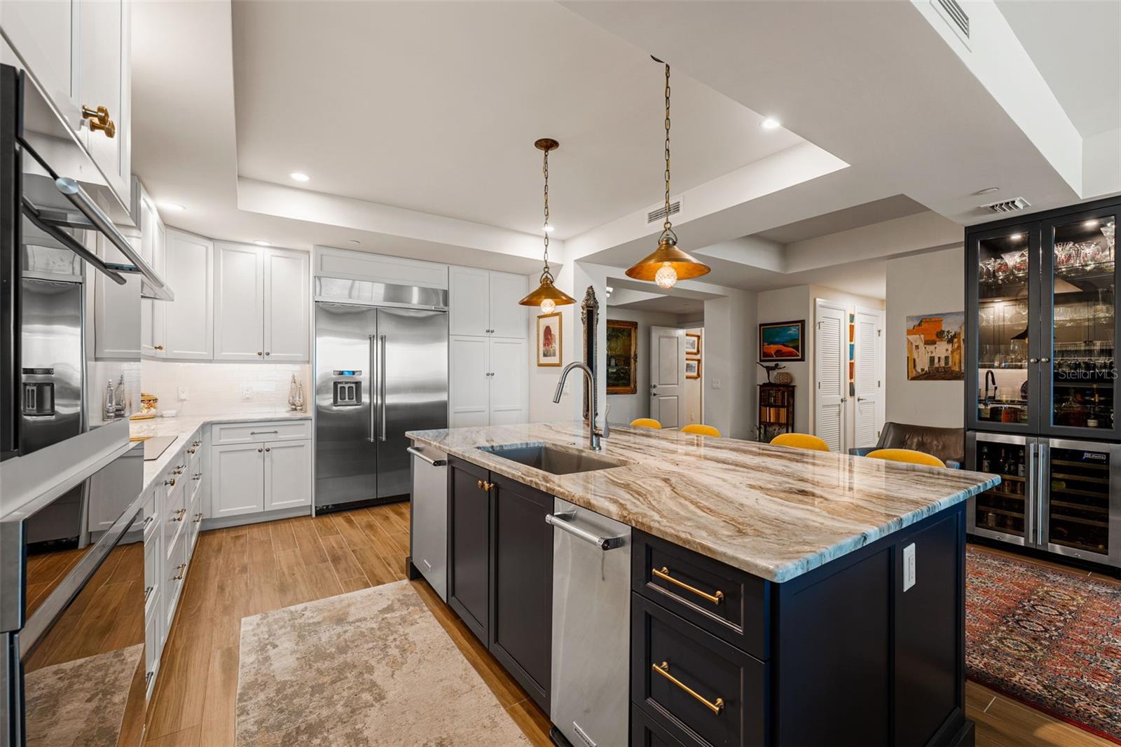 SUNSET POINTE AT COLLANY KEY III CONDO - Residential
