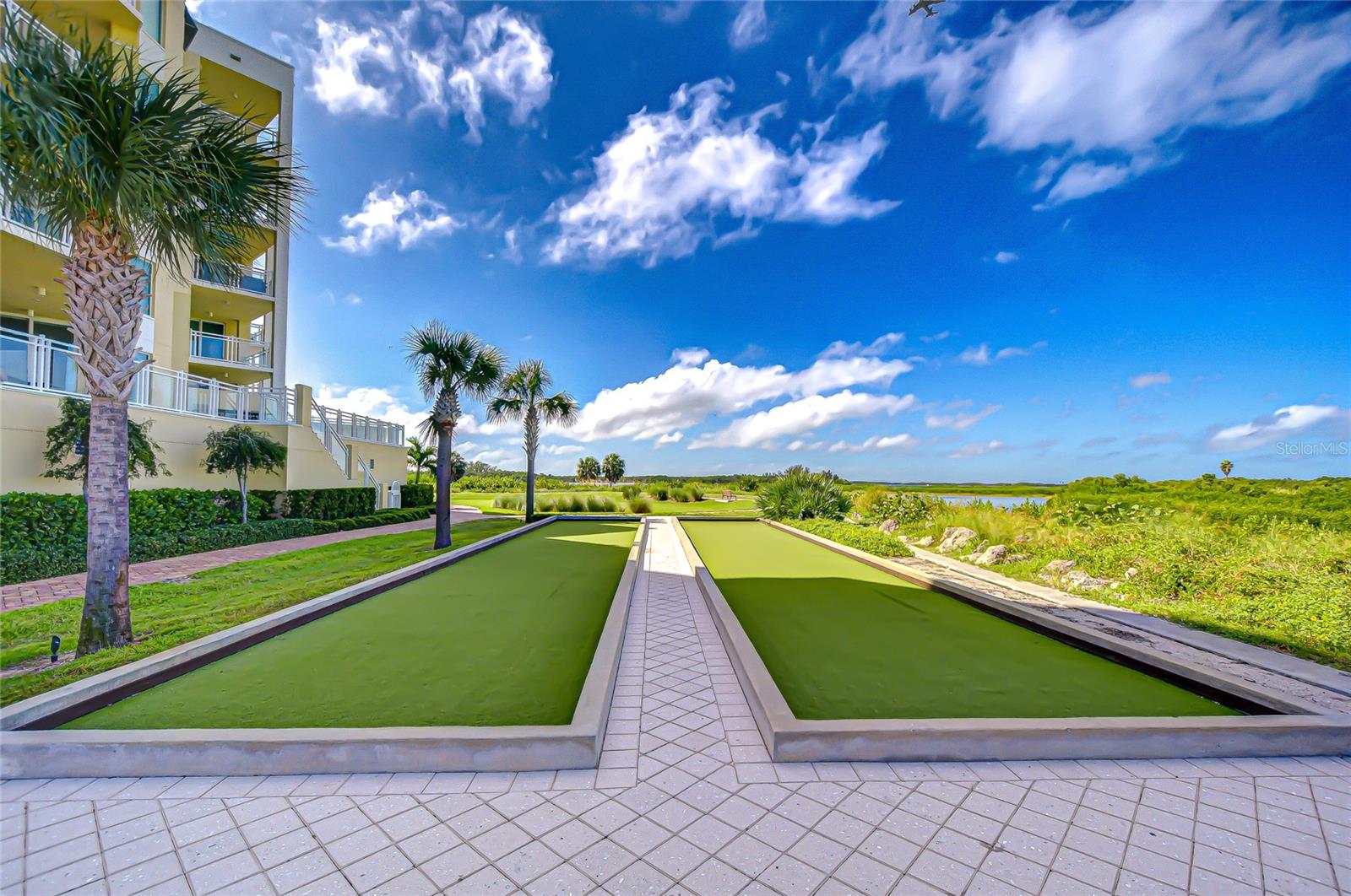 SUNSET POINTE AT COLLANY KEY III CONDO - Residential