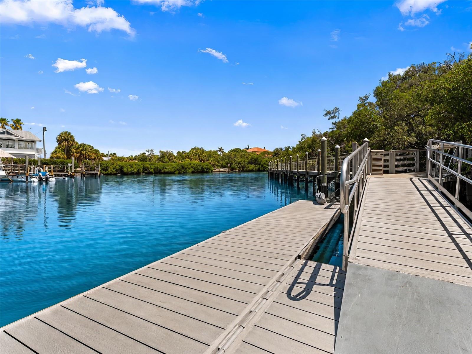 SUNSET POINTE AT COLLANY KEY III CONDO - Residential
