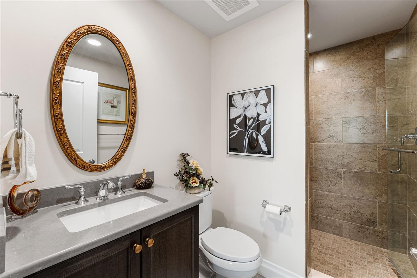 SUNSET POINTE AT COLLANY KEY III CONDO - Residential