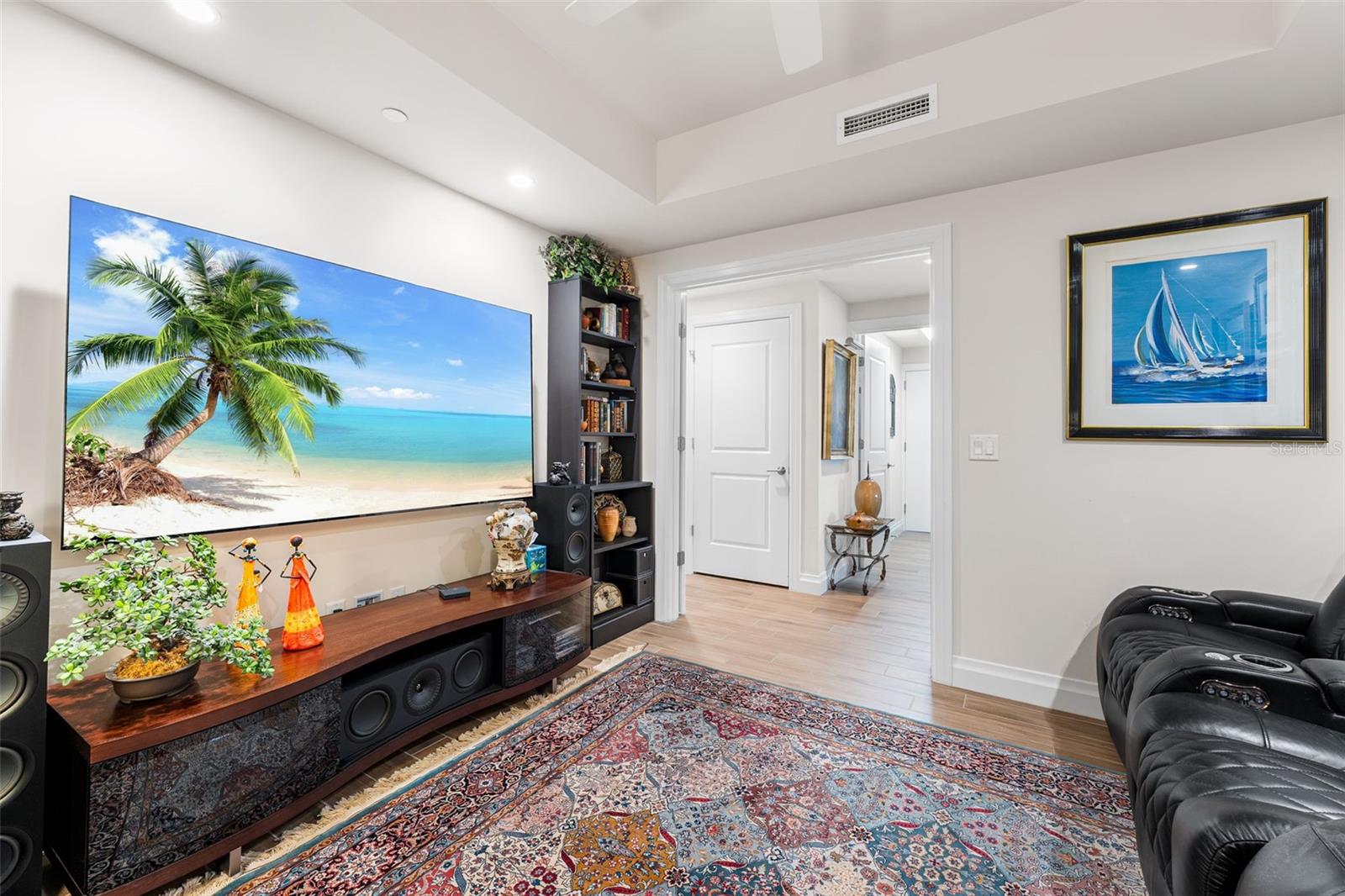 SUNSET POINTE AT COLLANY KEY III CONDO - Residential