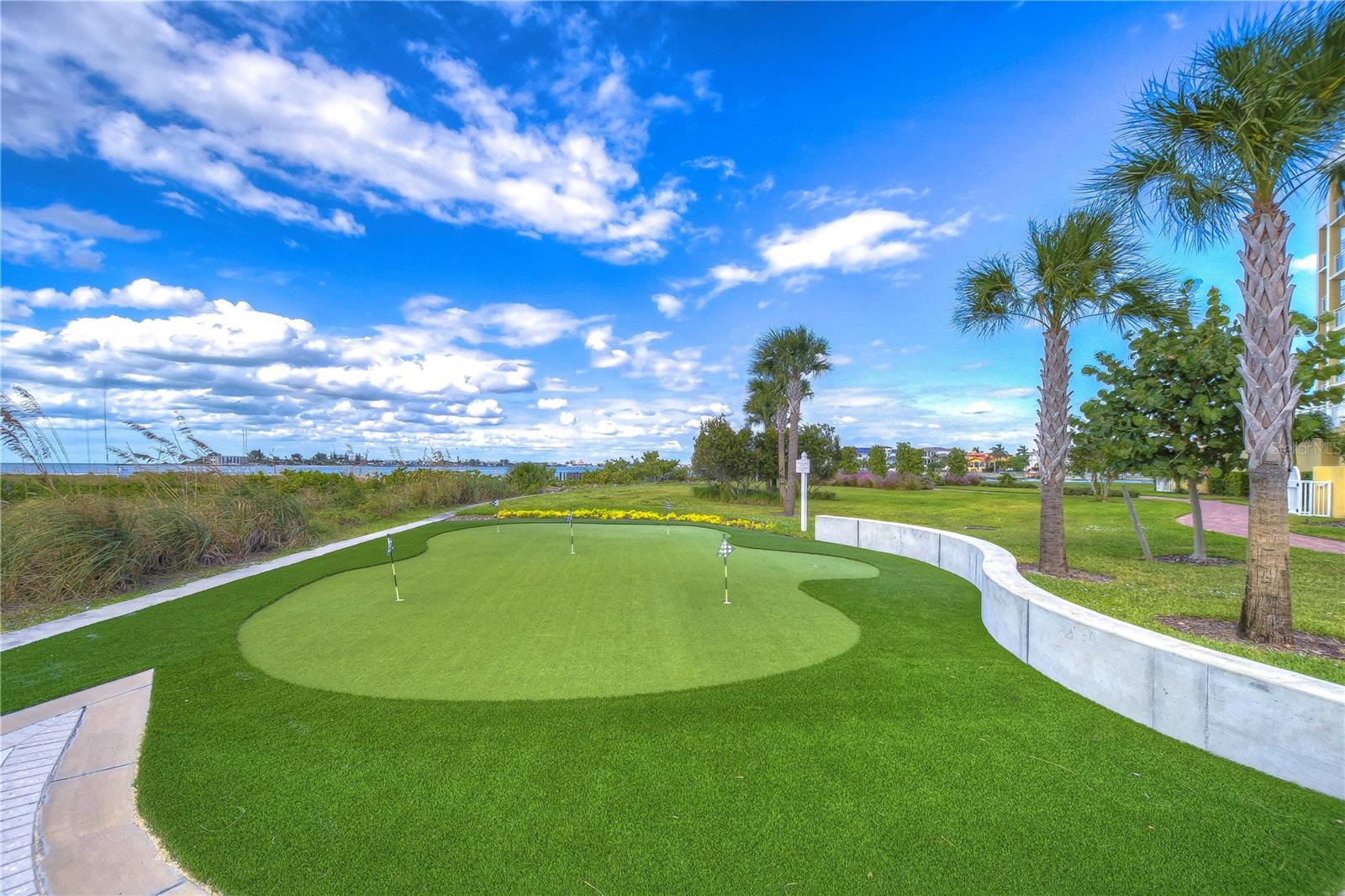 SUNSET POINTE AT COLLANY KEY III CONDO - Residential