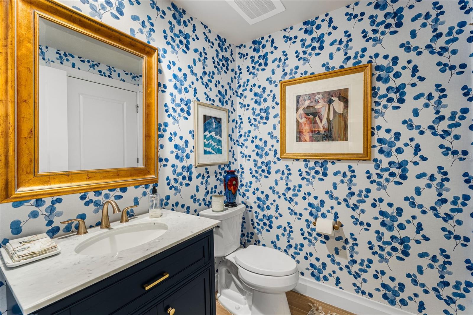 SUNSET POINTE AT COLLANY KEY III CONDO - Residential