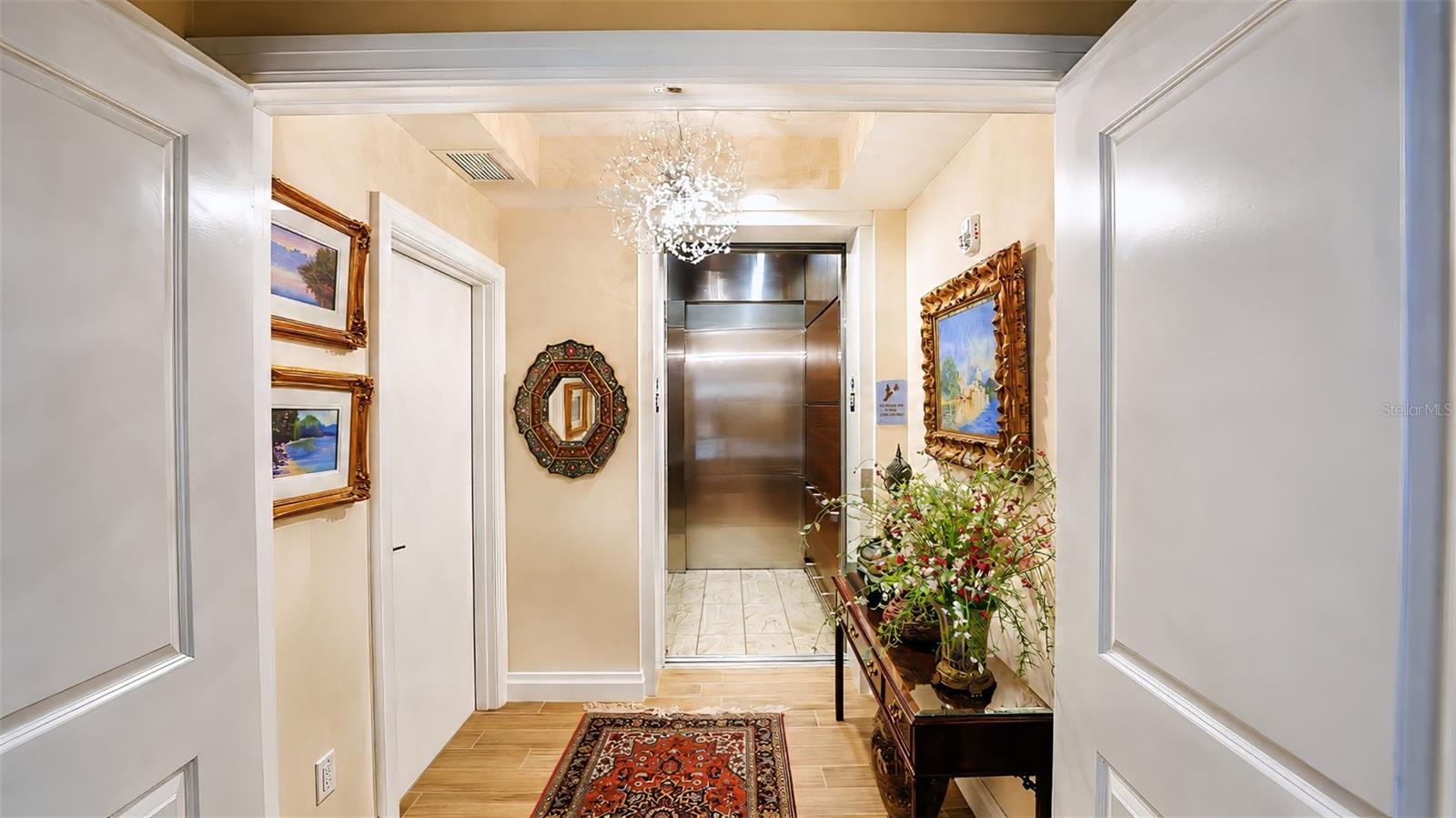 SUNSET POINTE AT COLLANY KEY III CONDO - Residential